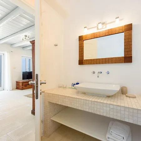 Tluxuryvilla アパート パロス島